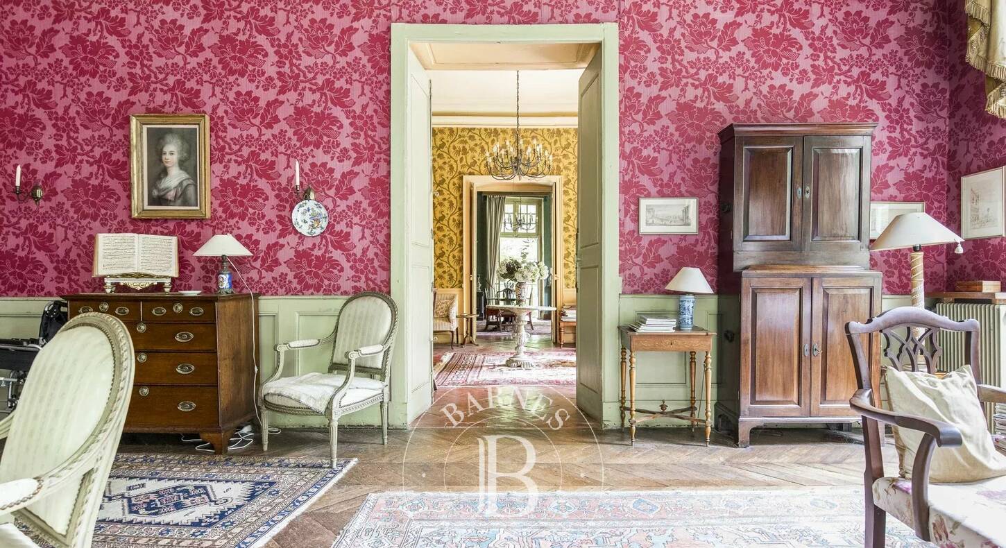 Show - BARNES Toulouse - Immobilier de luxe, appartements et maisons de prestige à Toulouse