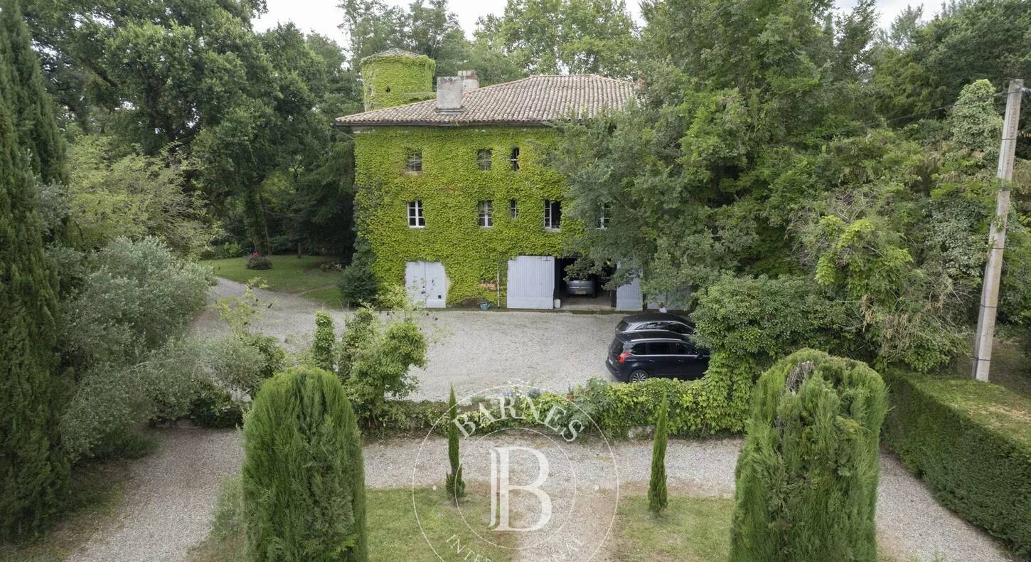 Show - BARNES Toulouse - Immobilier de luxe, appartements et maisons de prestige à Toulouse