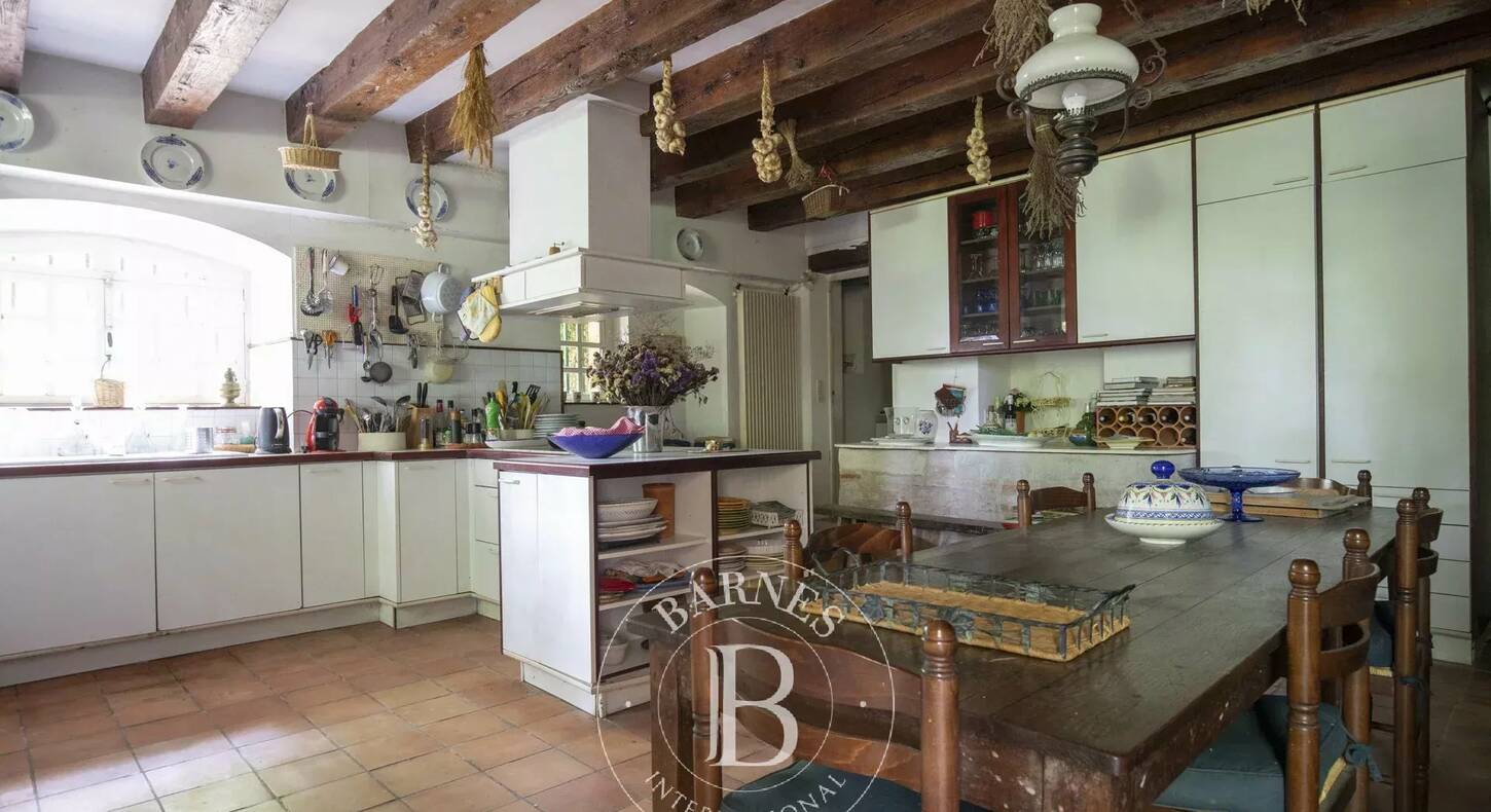 Show - BARNES Toulouse - Immobilier de luxe, appartements et maisons de prestige à Toulouse
