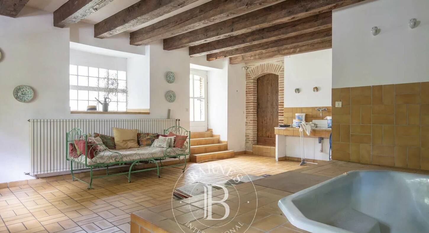 Show - BARNES Toulouse - Immobilier de luxe, appartements et maisons de prestige à Toulouse
