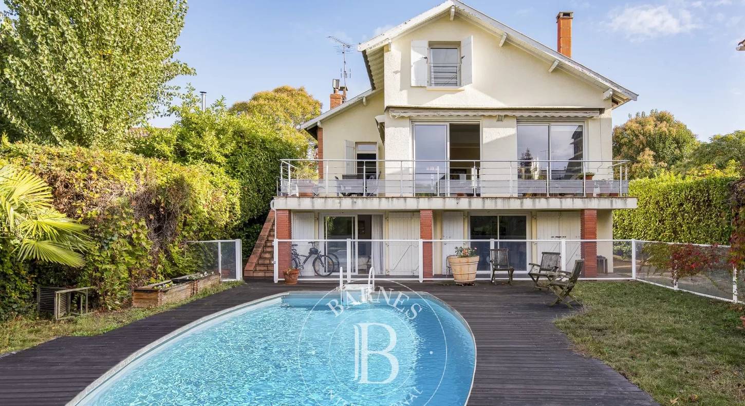 Show - BARNES Toulouse - Immobilier de luxe, appartements et maisons de prestige à Toulouse