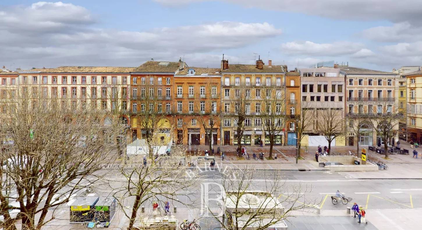 Show - BARNES Agency, luxury real estate in Toulouse