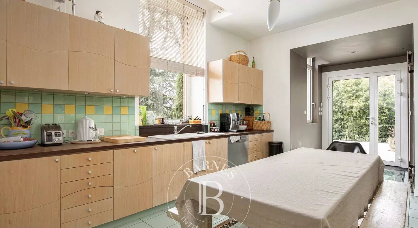 Show - BARNES Agency, luxury real estate in Toulouse