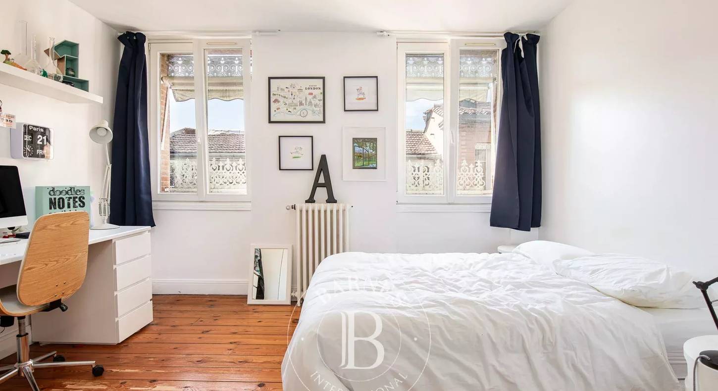 Show - BARNES Agency, luxury real estate in Toulouse