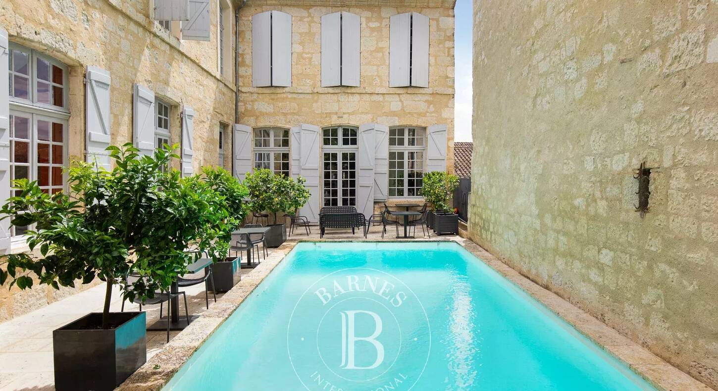 Show - BARNES Toulouse - Immobilier de luxe, appartements et maisons de prestige à Toulouse