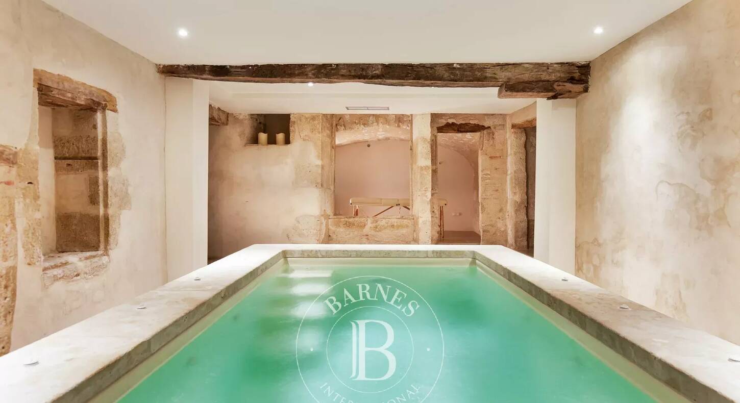 Show - BARNES Toulouse - Immobilier de luxe, appartements et maisons de prestige à Toulouse