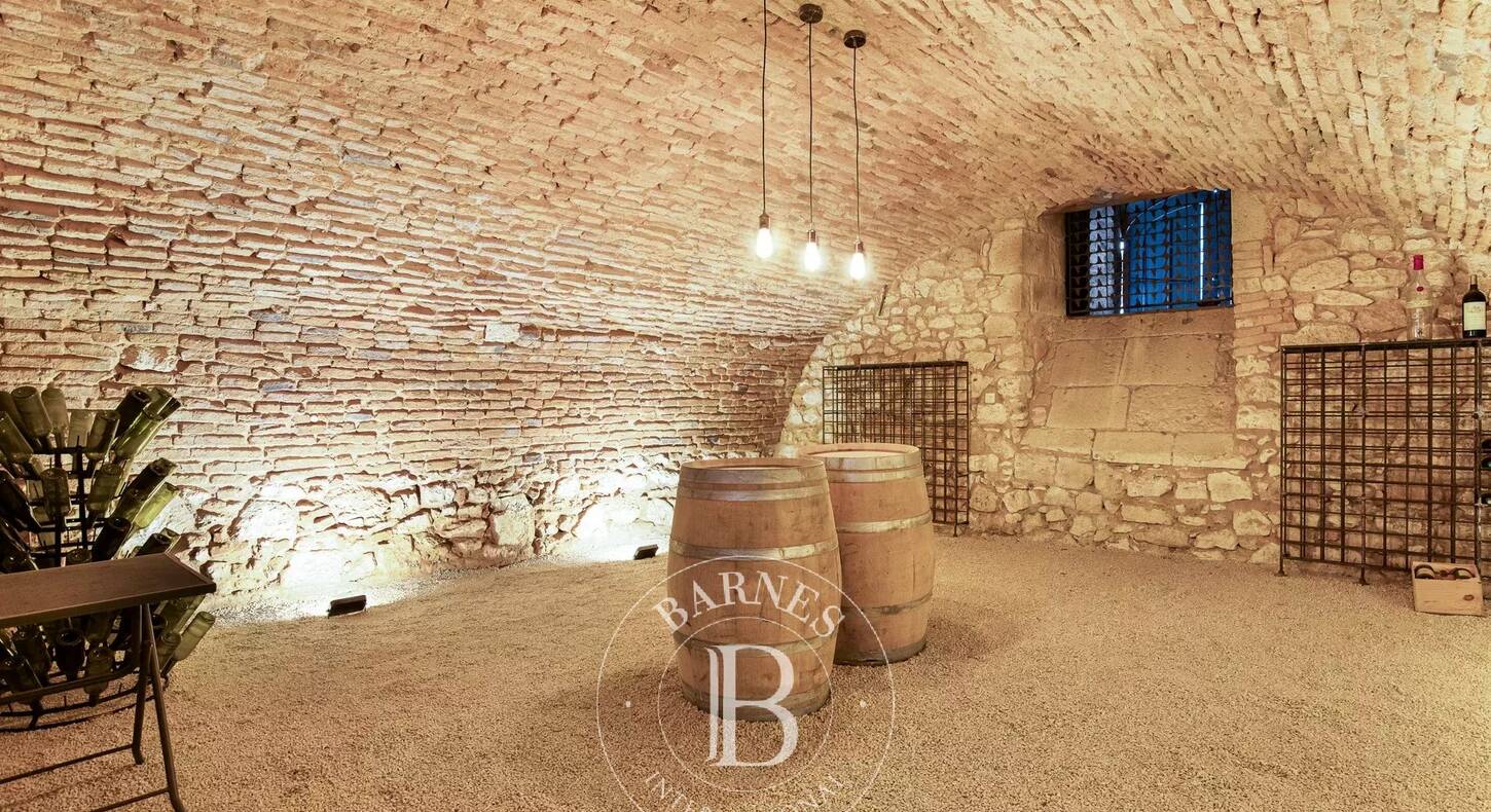 Show - BARNES Toulouse - Immobilier de luxe, appartements et maisons de prestige à Toulouse