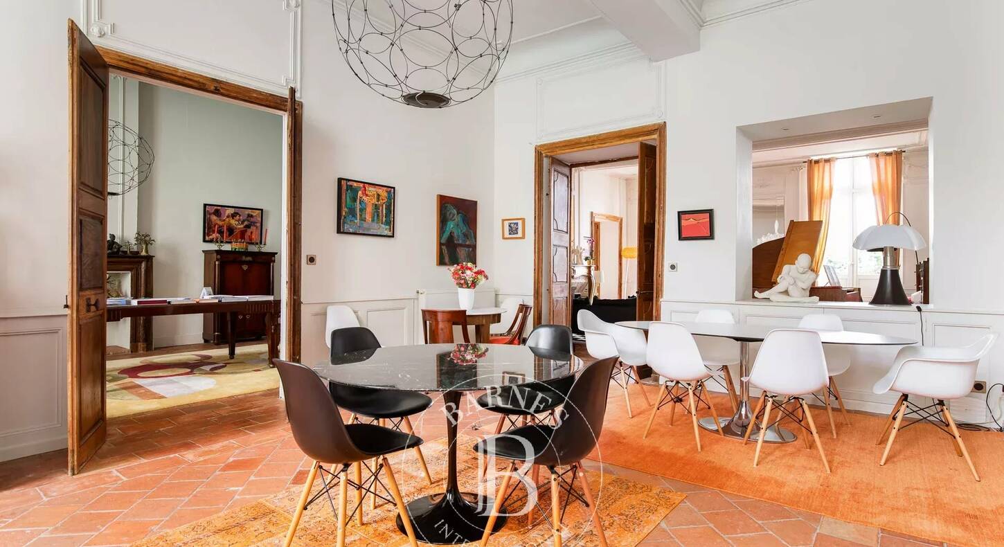 Show - BARNES Toulouse - Immobilier de luxe, appartements et maisons de prestige à Toulouse