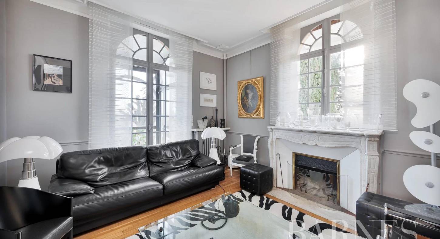 Show - BARNES Agency, luxury real estate in Toulouse