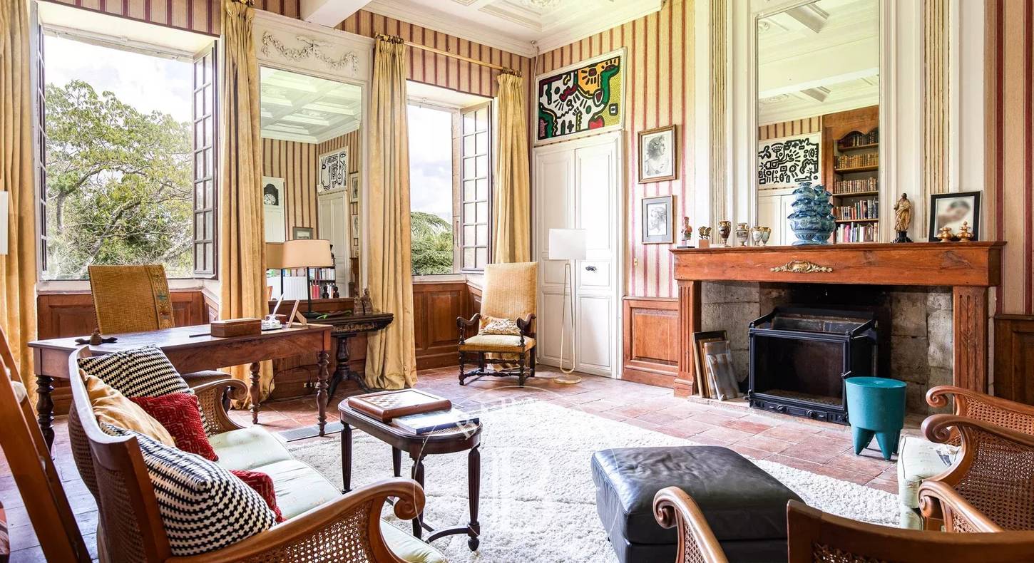 Show - BARNES Agency, luxury real estate in Toulouse
