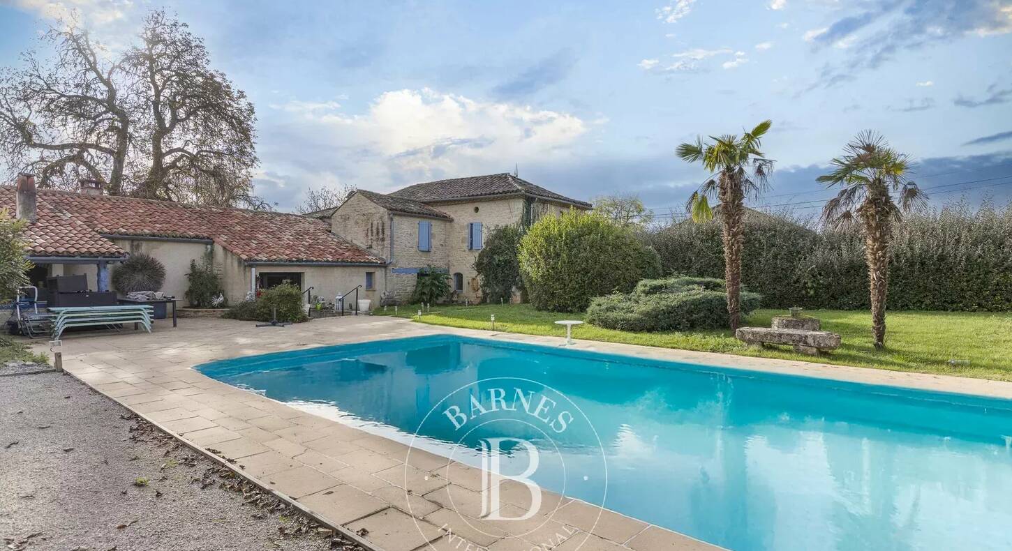 Show - BARNES Agency, luxury real estate in Toulouse