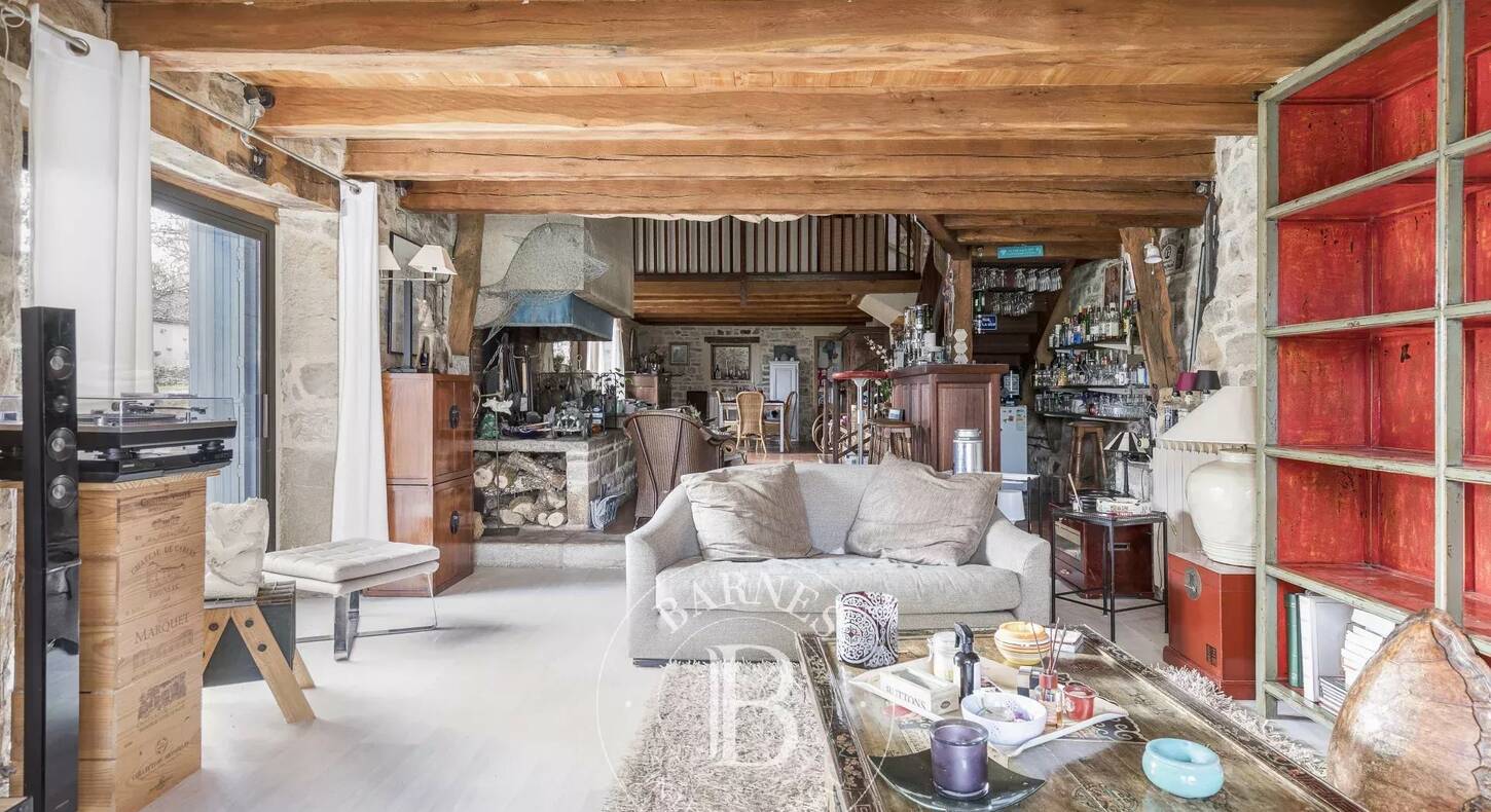 Show - BARNES Agency, luxury real estate in Toulouse