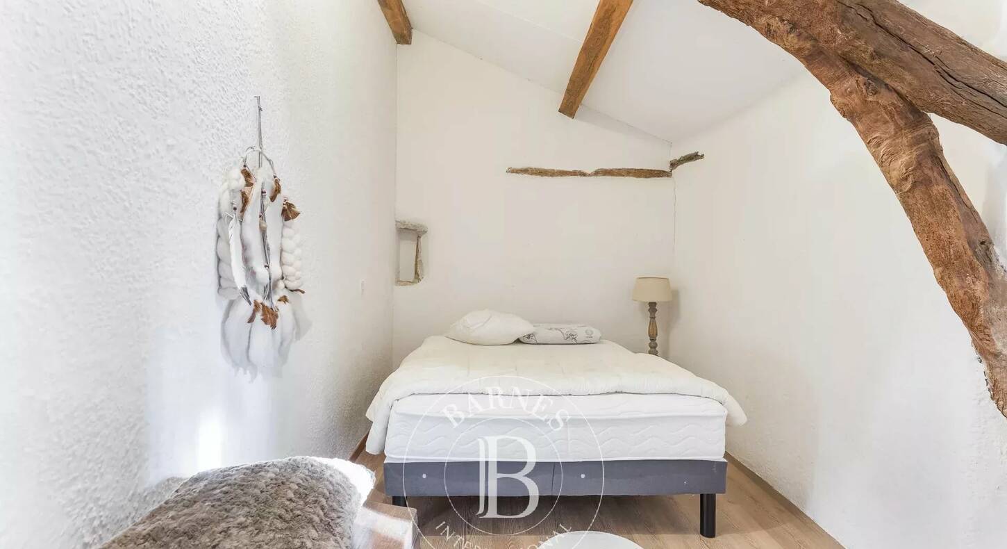 Show - BARNES Agency, luxury real estate in Toulouse