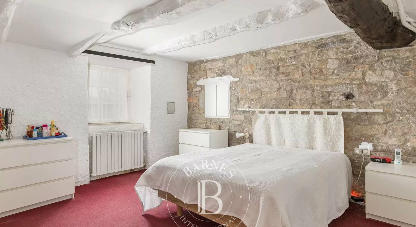 Show - BARNES Agency, luxury real estate in Toulouse