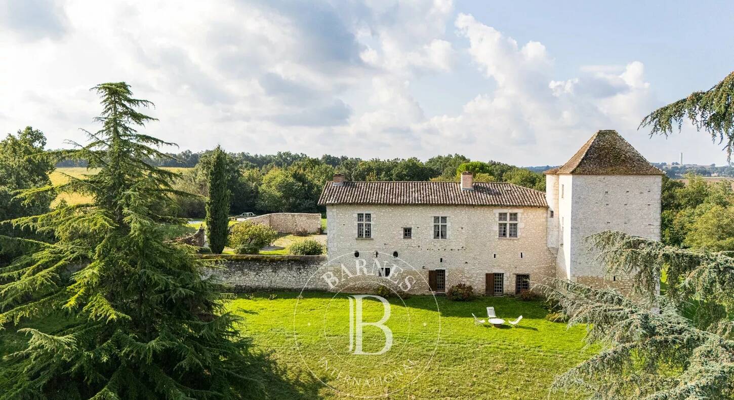 Show - BARNES Agency, luxury real estate in Toulouse