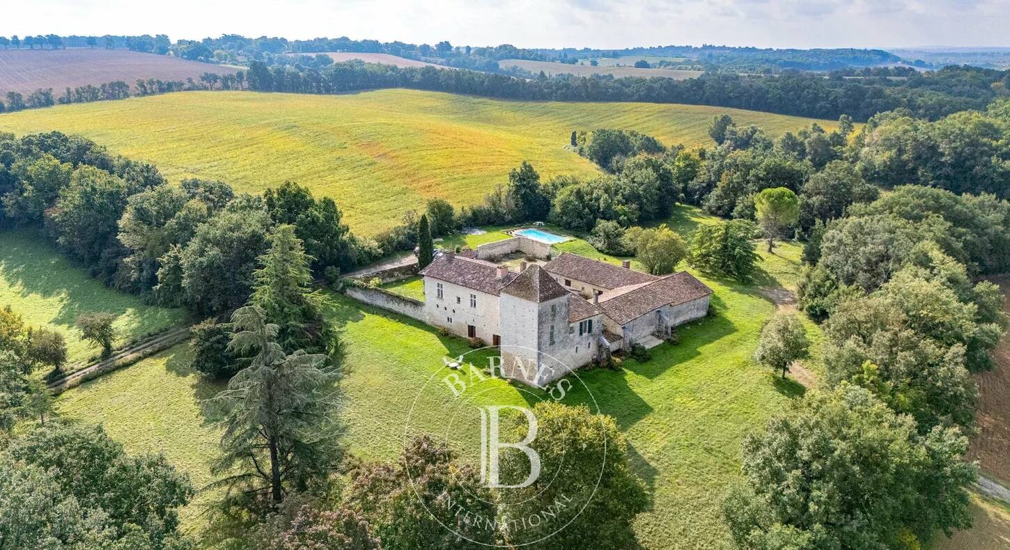 Show - BARNES Agency, luxury real estate in Toulouse
