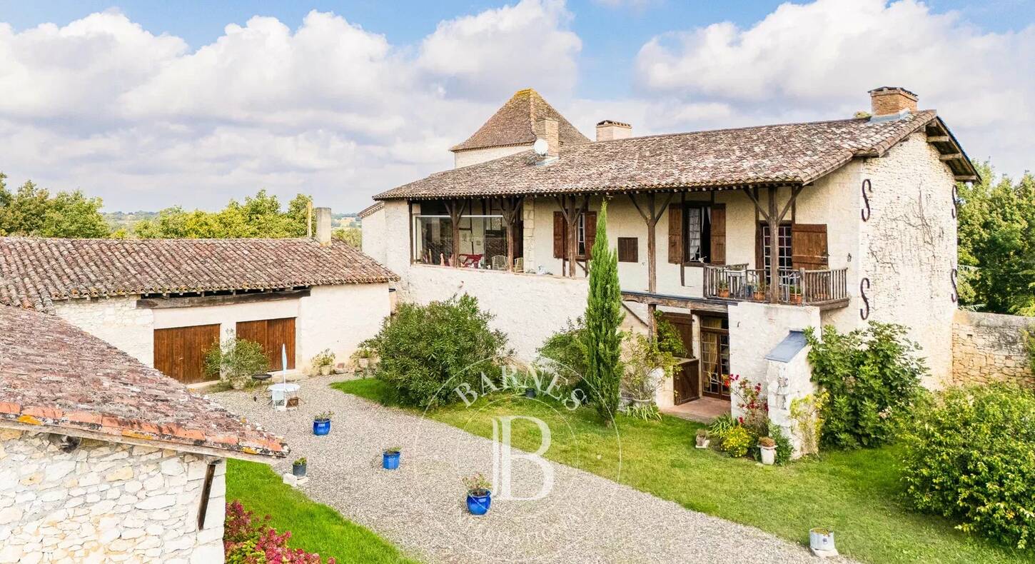 Show - BARNES Agency, luxury real estate in Toulouse