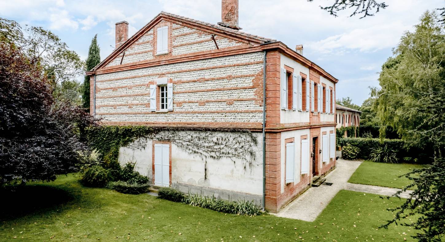 Show - BARNES Toulouse - Immobilier de luxe, appartements et maisons de prestige à Toulouse