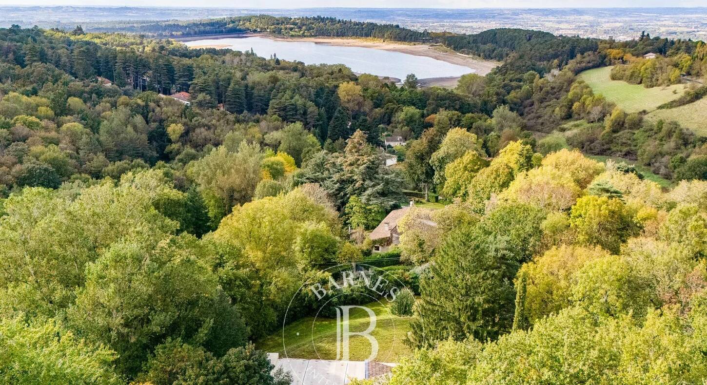 Show - BARNES Agency, luxury real estate in Toulouse