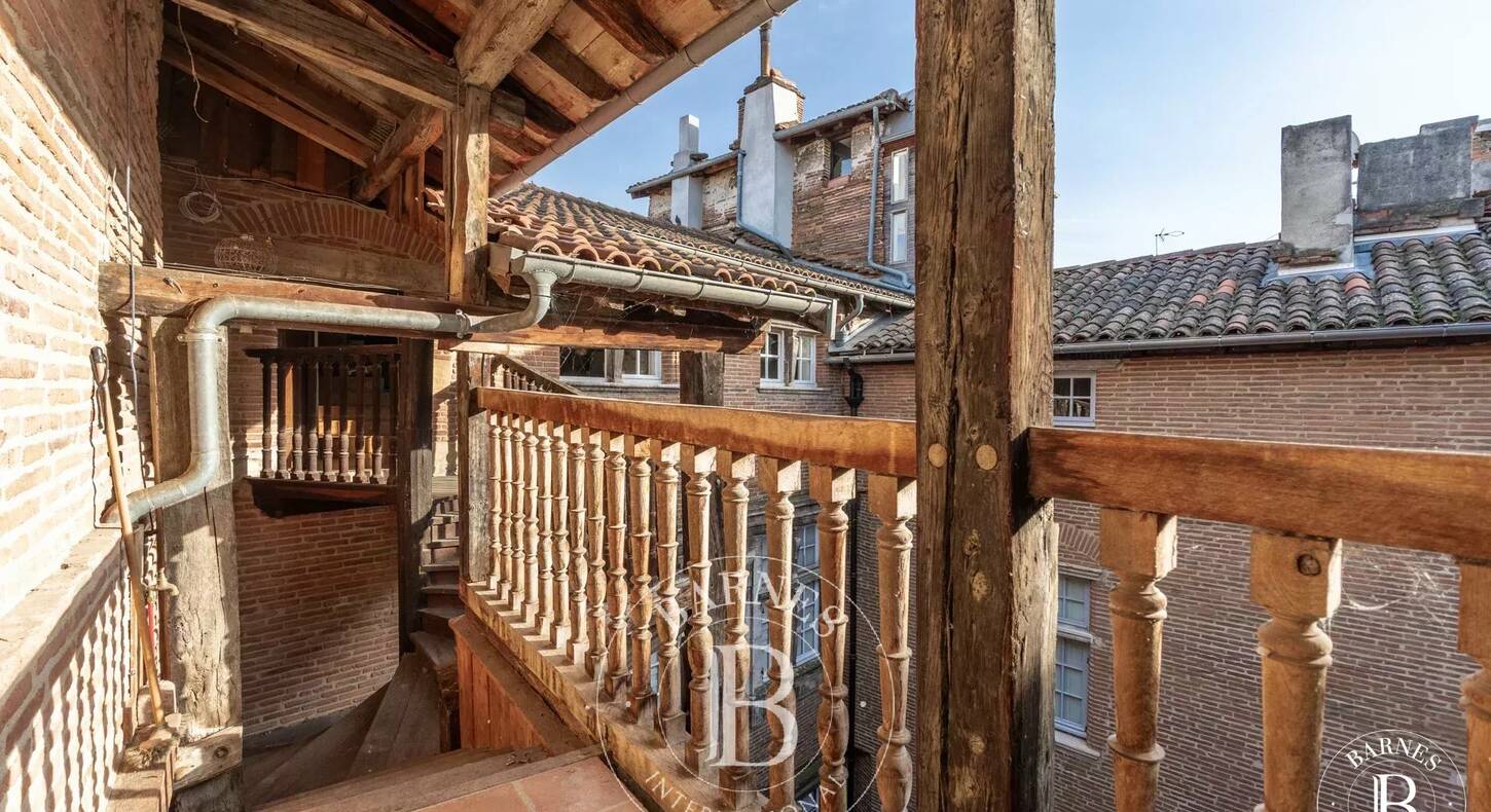 Show - BARNES Toulouse - Immobilier de luxe, appartements et maisons de prestige à Toulouse