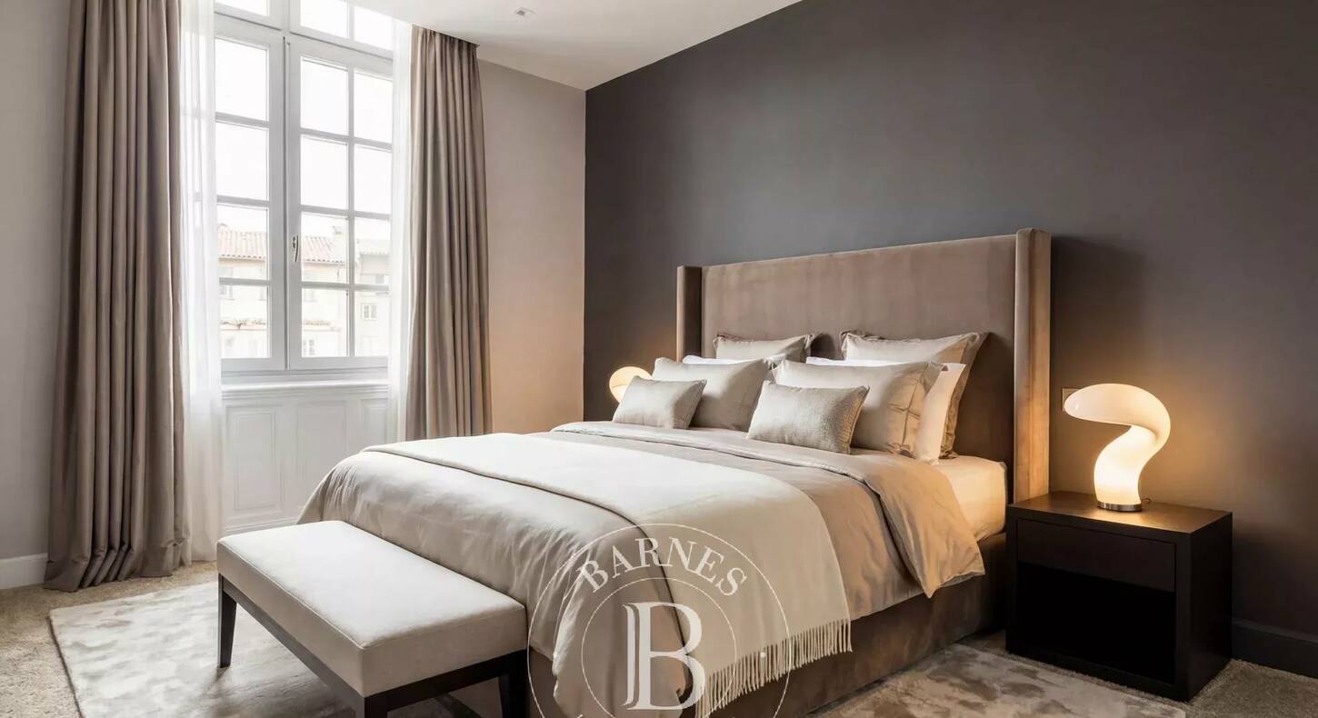 Show - BARNES Agency, luxury real estate in Toulouse