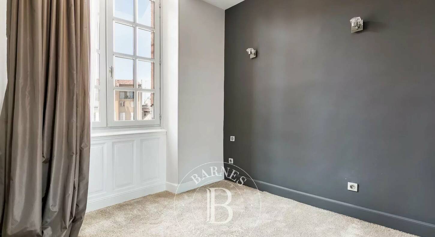 Show - BARNES Toulouse - Immobilier de luxe, appartements et maisons de prestige à Toulouse