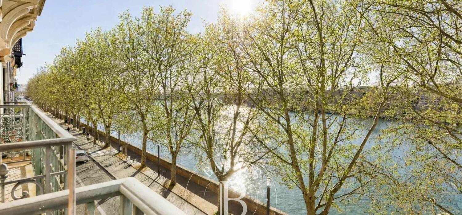 Home - BARNES Toulouse - Immobilier de luxe, appartements et maisons de prestige à Toulouse