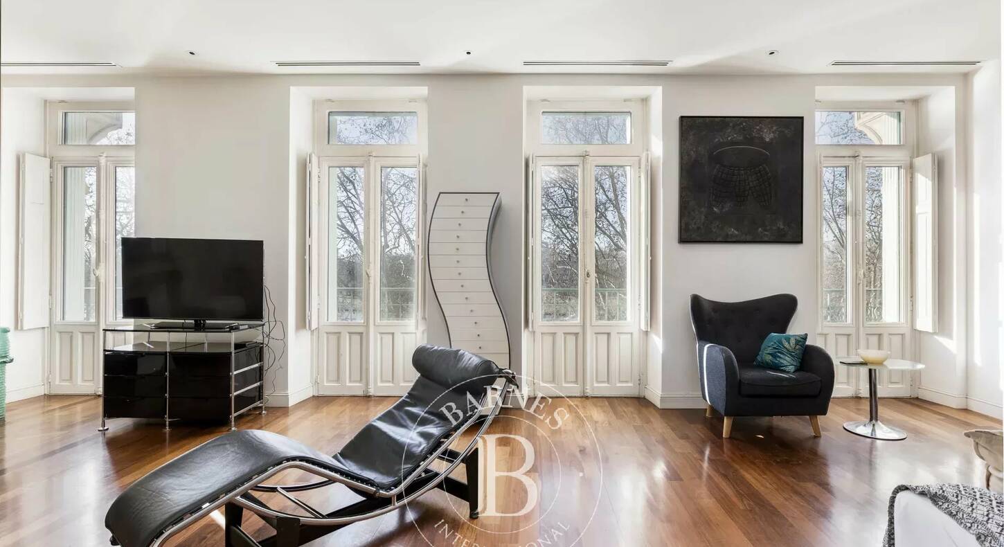 Show - BARNES Toulouse - Immobilier de luxe, appartements et maisons de prestige à Toulouse