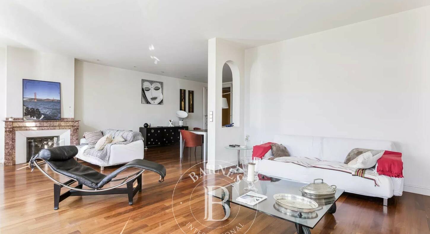 Show - BARNES Toulouse - Immobilier de luxe, appartements et maisons de prestige à Toulouse