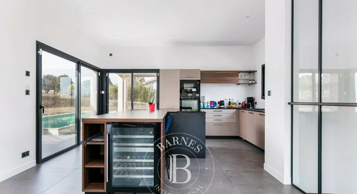 Show - BARNES Agency, luxury real estate in Toulouse