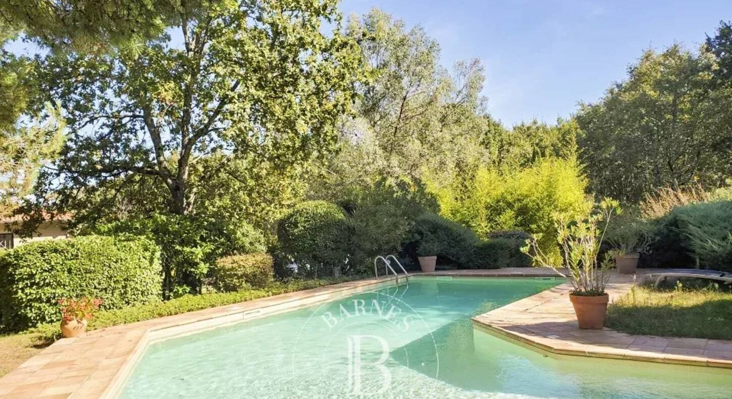 Show - BARNES Agency, luxury real estate in Toulouse