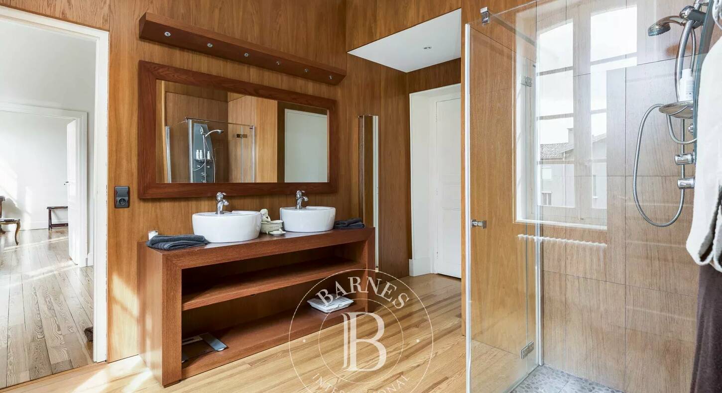 Show - BARNES Agency, luxury real estate in Toulouse