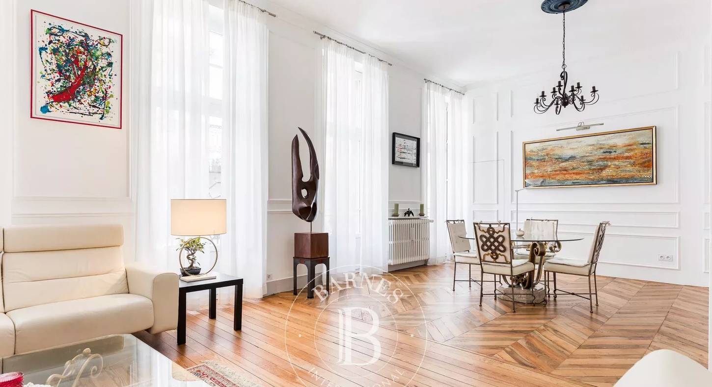 Show - BARNES Toulouse - Immobilier de luxe, appartements et maisons de prestige à Toulouse