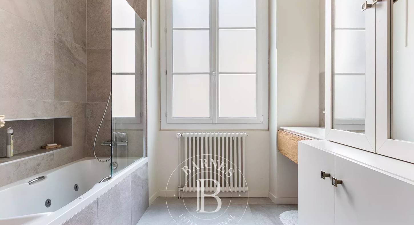 Show - BARNES Toulouse - Immobilier de luxe, appartements et maisons de prestige à Toulouse