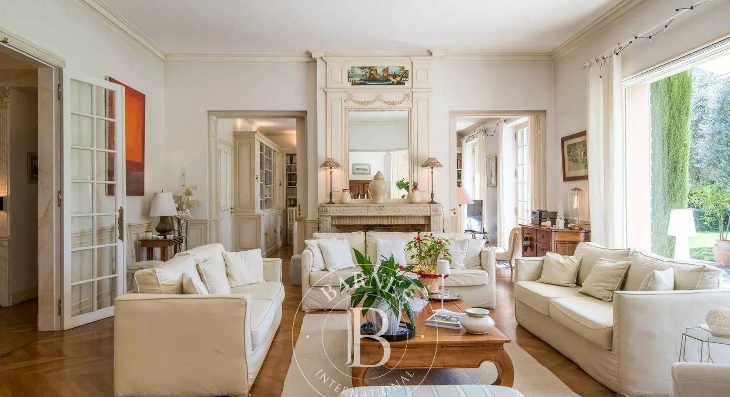 Show - BARNES Toulouse - Immobilier de luxe, appartements et maisons de prestige à Toulouse