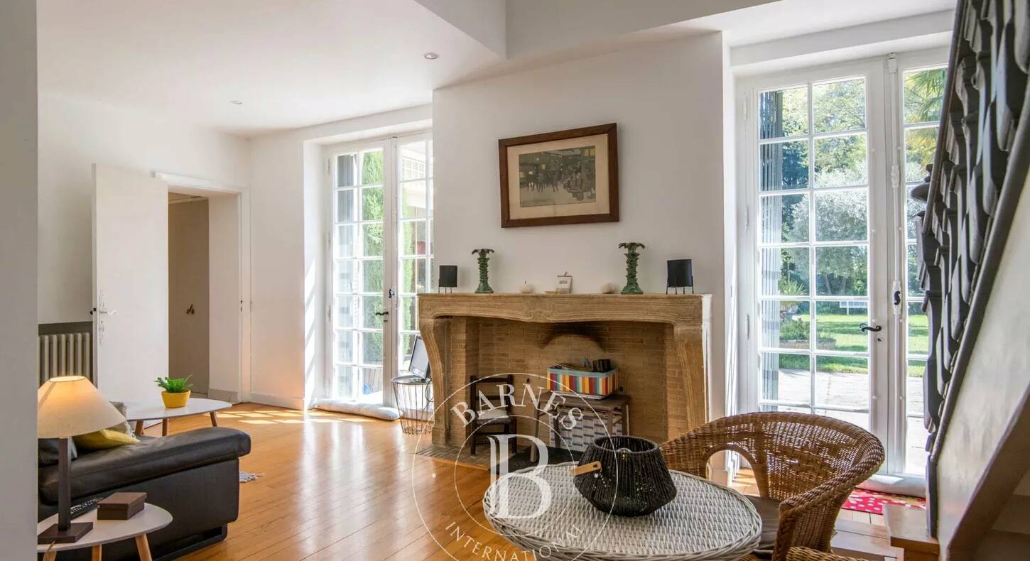Show - BARNES Toulouse - Immobilier de luxe, appartements et maisons de prestige à Toulouse