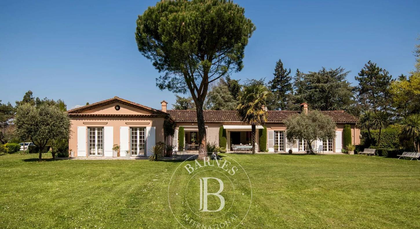 Show - BARNES Toulouse - Immobilier de luxe, appartements et maisons de prestige à Toulouse