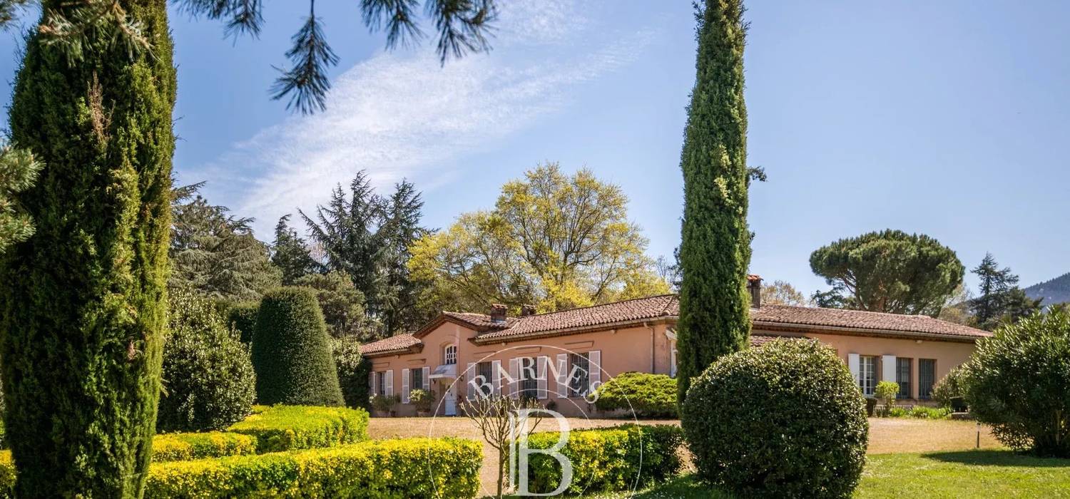 Home - BARNES Toulouse - Immobilier de luxe, appartements et maisons de prestige à Toulouse