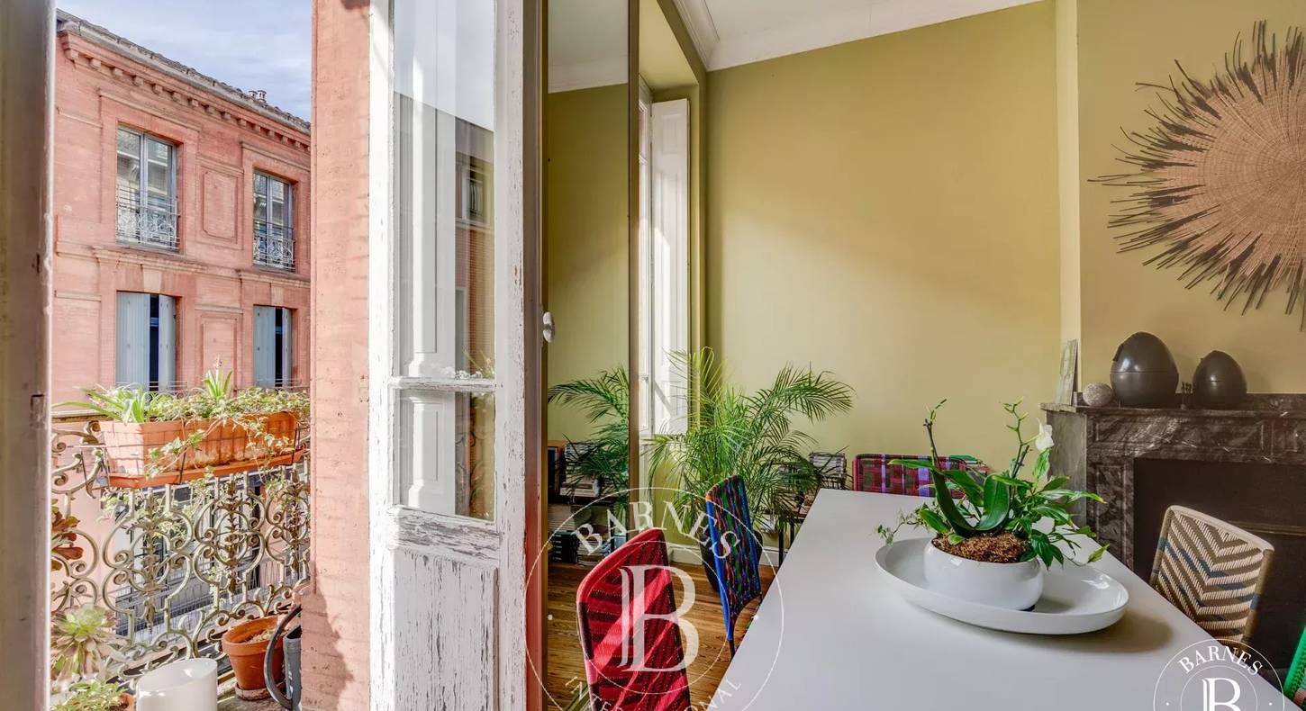 Show - BARNES Agency, luxury real estate in Toulouse