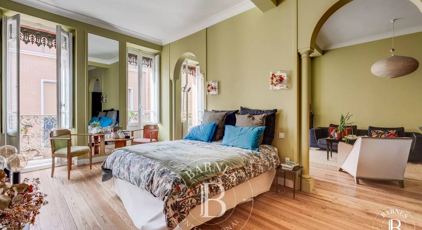 Show - BARNES Agency, luxury real estate in Toulouse