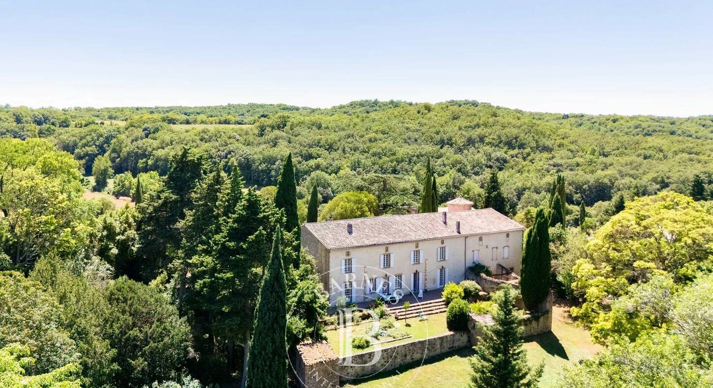 Show - BARNES Agency, luxury real estate in Toulouse