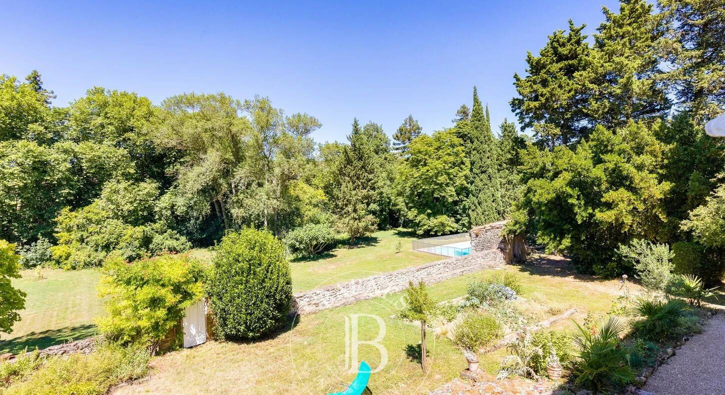 Show - BARNES Agency, luxury real estate in Toulouse
