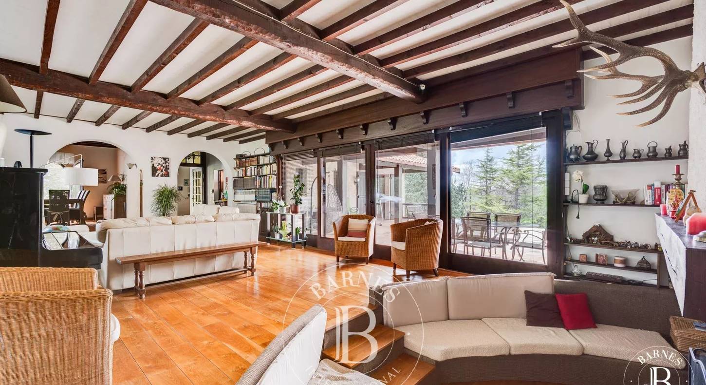 Show - BARNES Toulouse - Immobilier de luxe, appartements et maisons de prestige à Toulouse