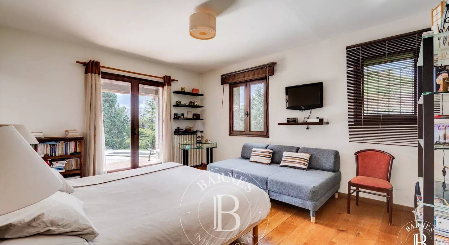 Show - BARNES Toulouse - Immobilier de luxe, appartements et maisons de prestige à Toulouse