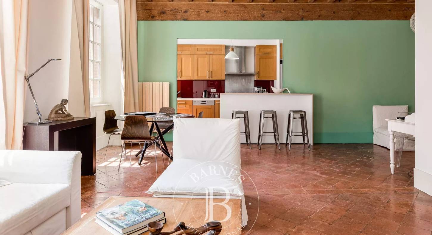 Show - BARNES Agency, luxury real estate in Toulouse
