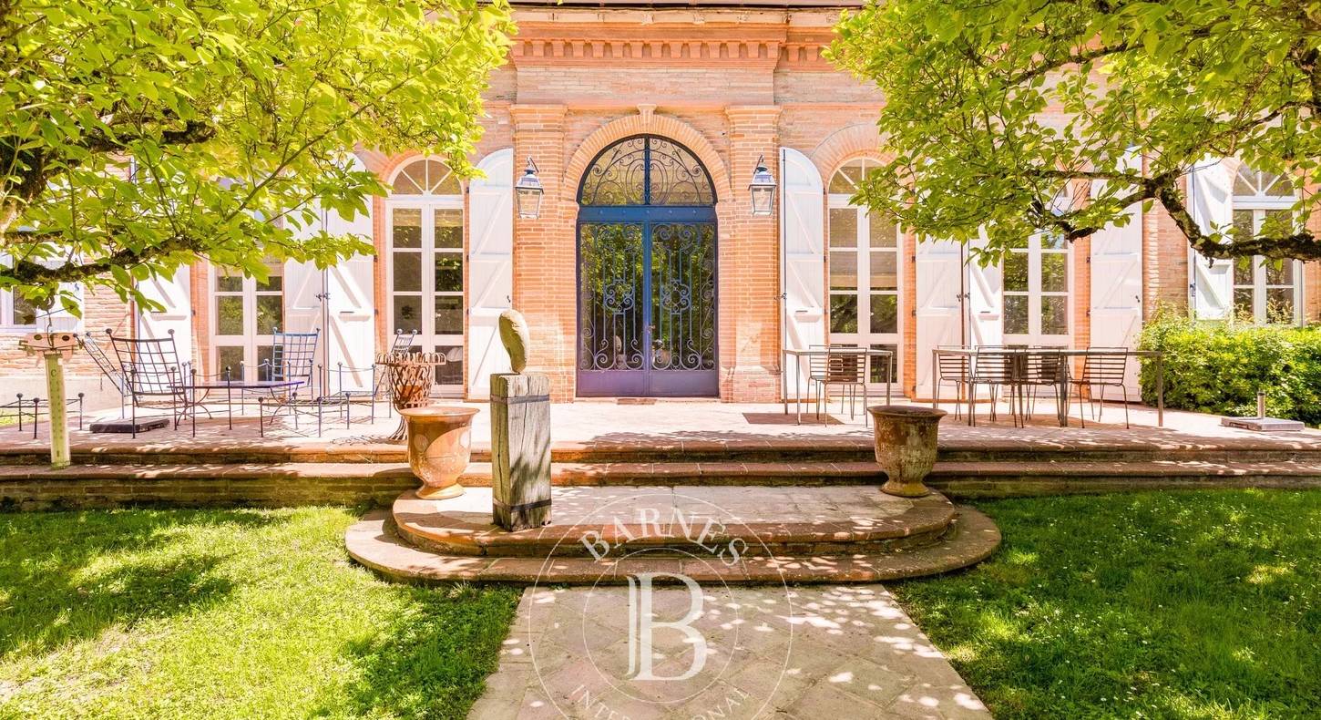 Show - BARNES Toulouse - Immobilier de luxe, appartements et maisons de prestige à Toulouse