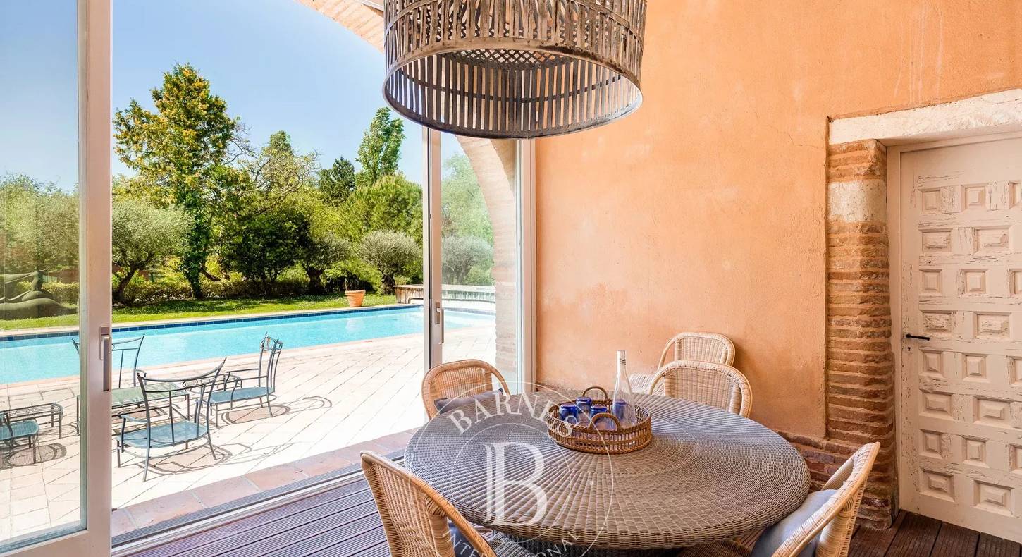 Show - BARNES Toulouse - Immobilier de luxe, appartements et maisons de prestige à Toulouse