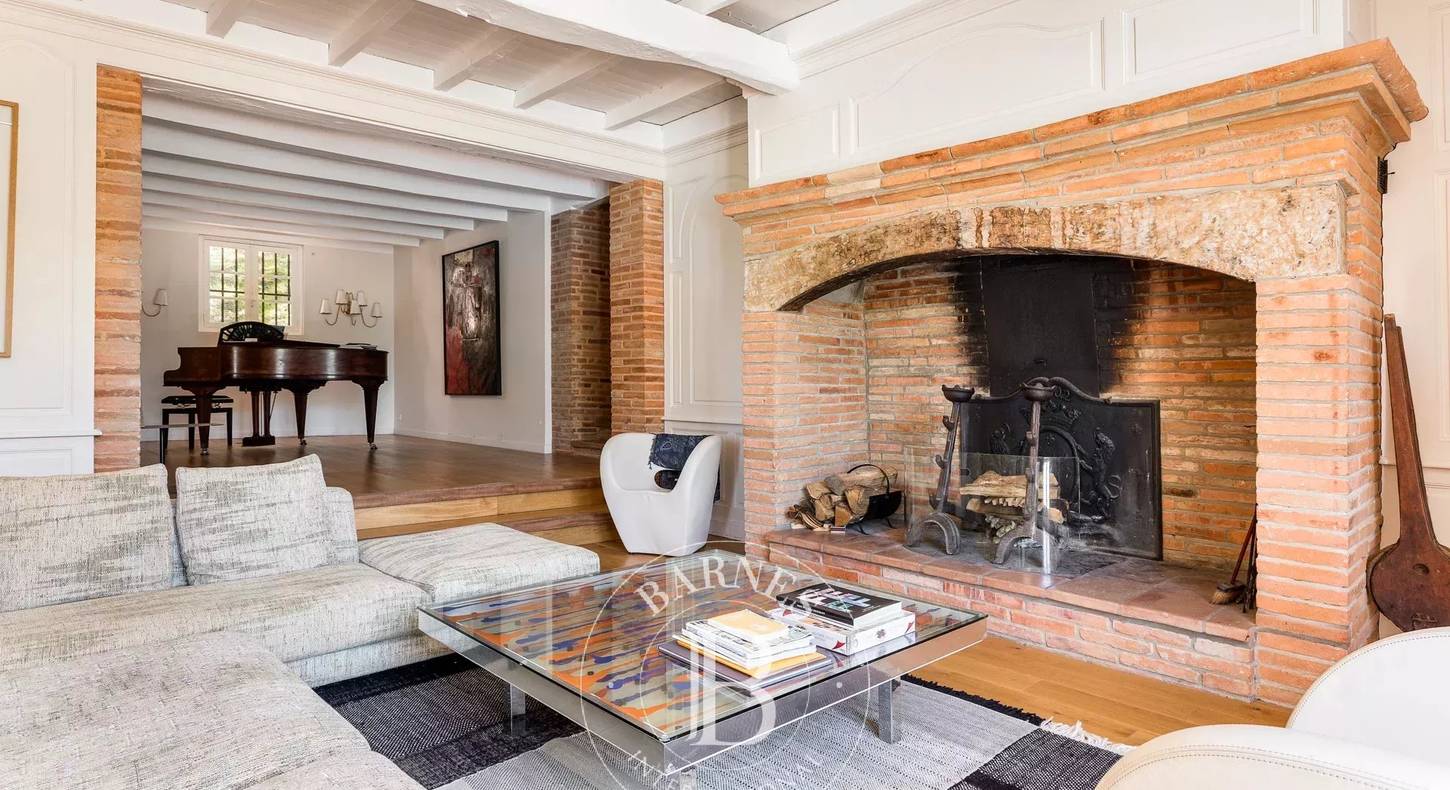 Show - BARNES Toulouse - Immobilier de luxe, appartements et maisons de prestige à Toulouse