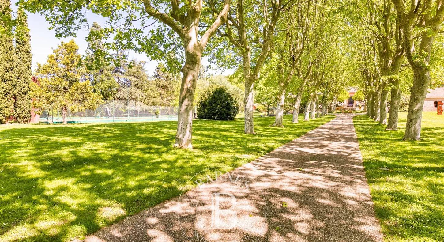Show - BARNES Toulouse - Immobilier de luxe, appartements et maisons de prestige à Toulouse