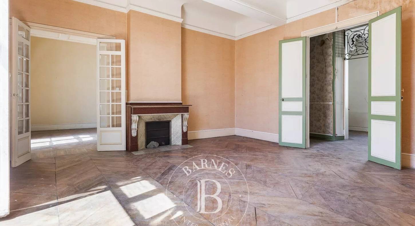 Show - BARNES Toulouse - Immobilier de luxe, appartements et maisons de prestige à Toulouse